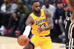 九游平台-雄鹿主帅赛后公开批评全队防守，要求球员反思的简单介绍