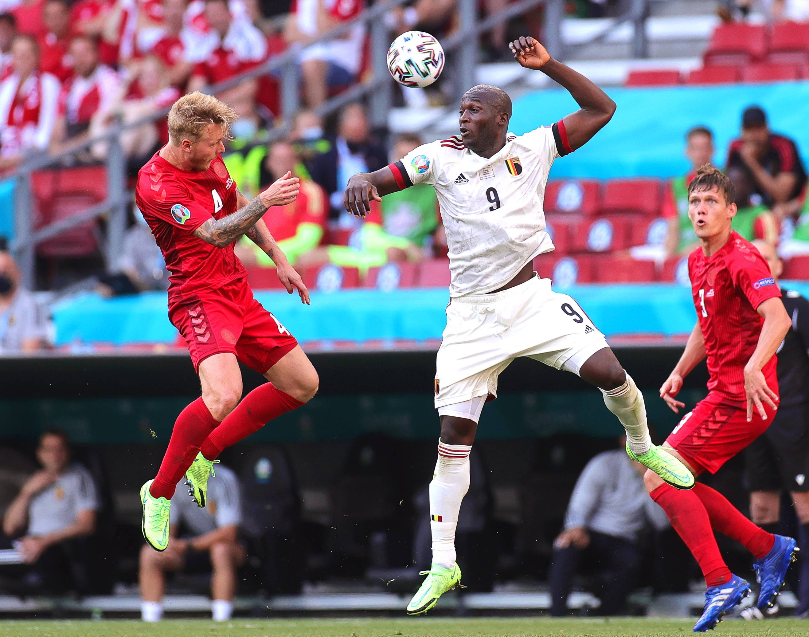 丹麦足球队在欧锦赛预选赛中实现连胜