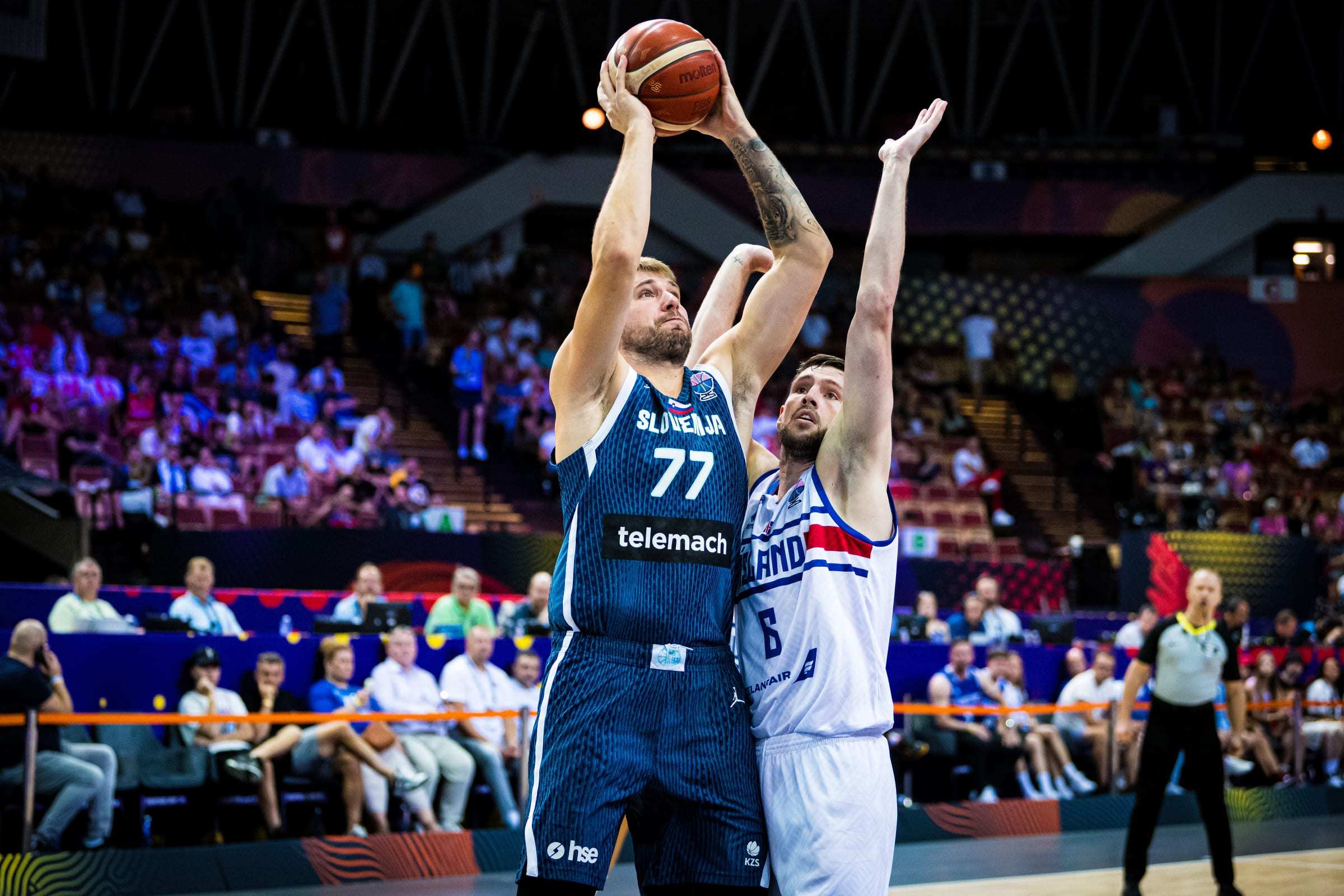 包含冰岛队再胜一仗,锁定欧洲预选赛资格的词条 包含冰岛队再胜一仗,锁定欧洲预选赛资格的词条