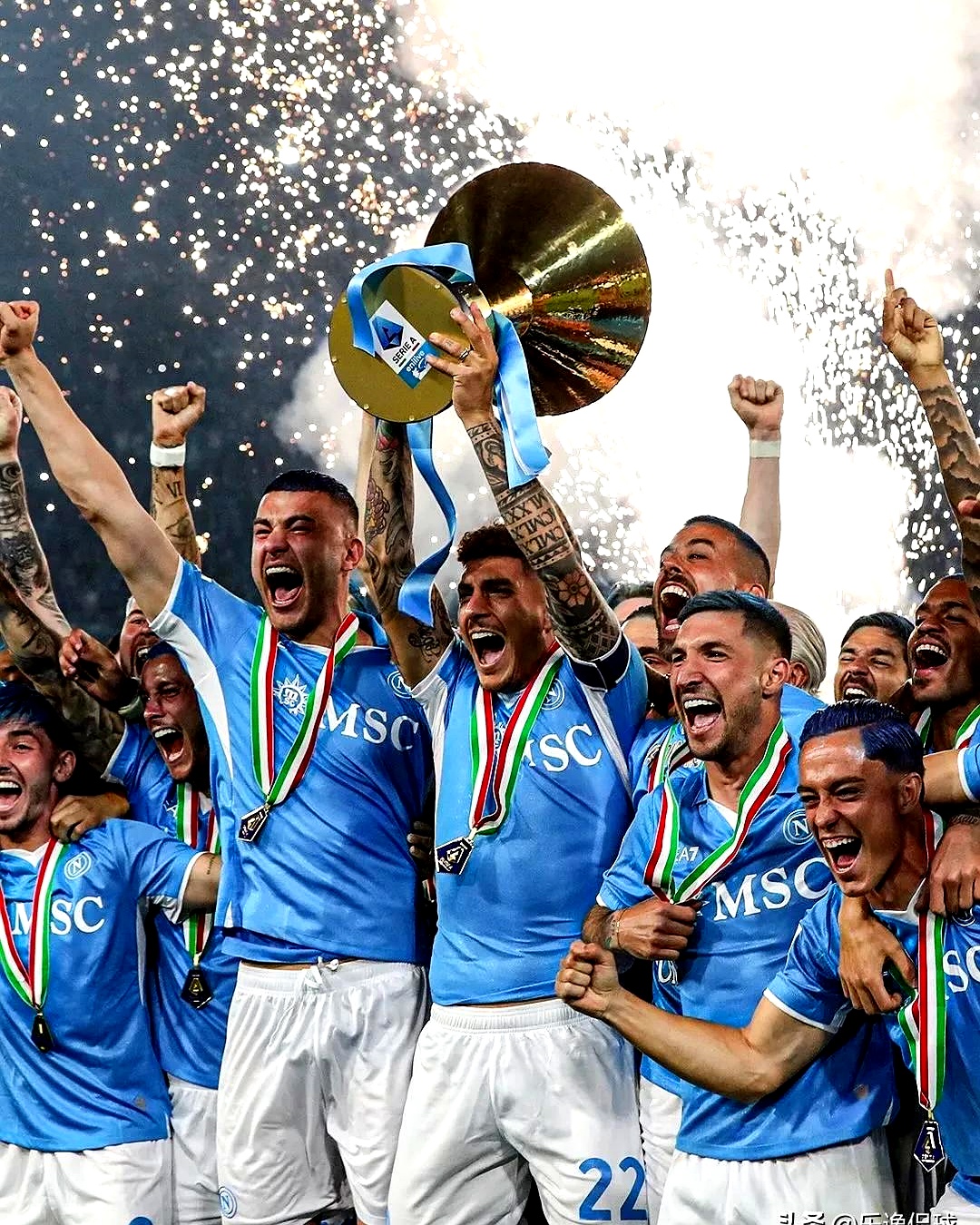 包含那不勒斯客场大胜,实现三连胜的词条 包含那不勒斯客场大胜,实现三连胜的词条