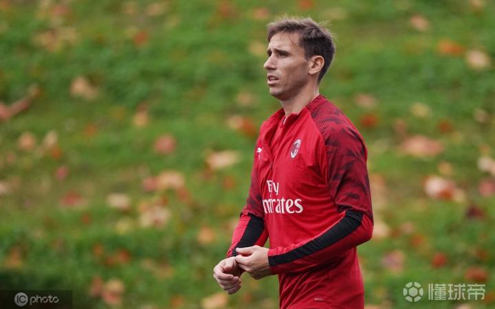 阿尔及利亚国家队主教练辞职